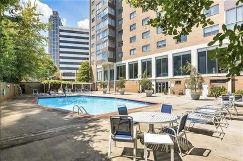 Willa Atlanta Downtown! 1B Paid Onsite Parking! Lm301 Zewnętrze zdjęcie