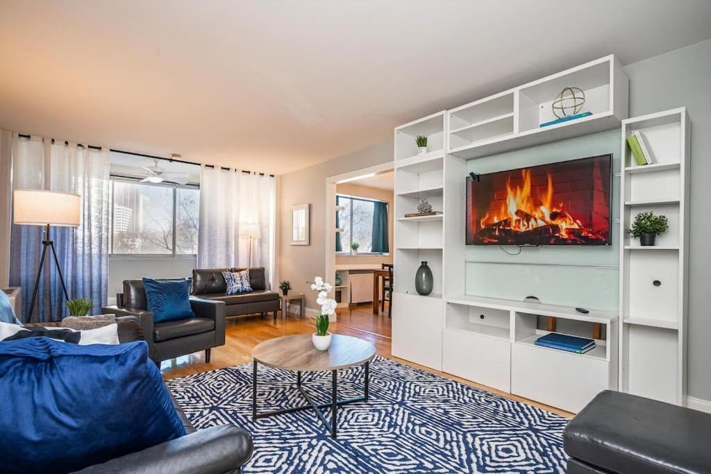 Willa Atlanta Downtown! 1B Paid Onsite Parking! Lm301 Zewnętrze zdjęcie